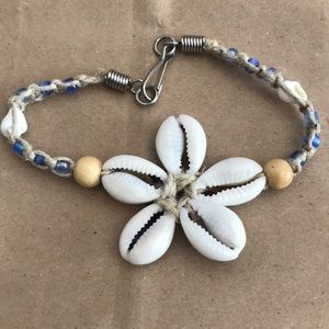 Sea shell bracelet